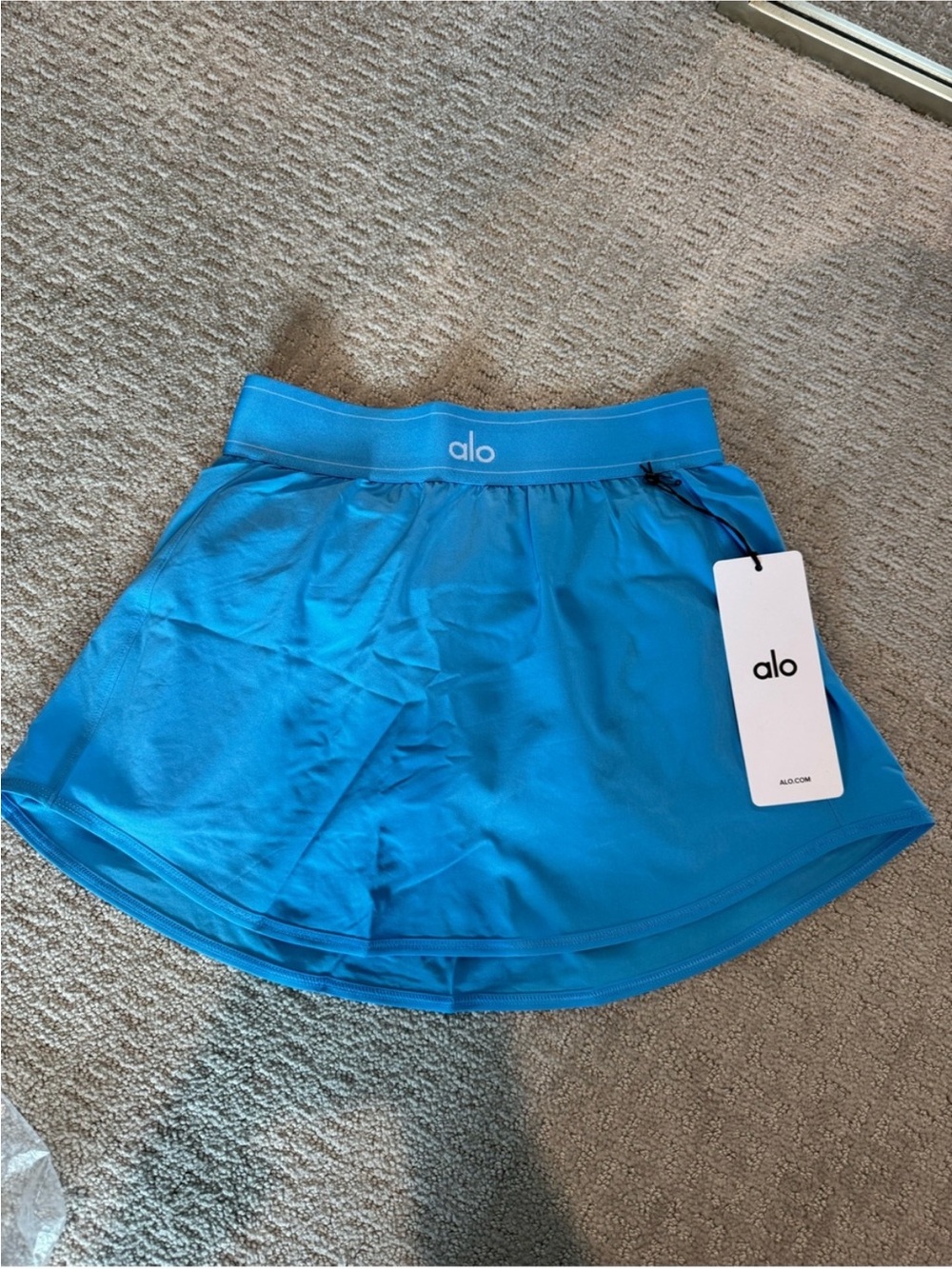 NWT ALO Yoga Match Point Skirt Azure Blue Large
